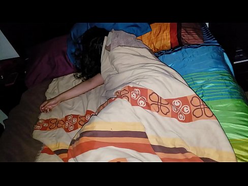 ❤️ Figliastro che rimprovera la sua giovane matrigna mentre lei dorme ️ Video di sessoal it.nudexxx.ru ❌